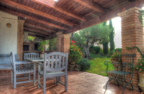 Luogosano Villa | Experience Sarkeep: Villa Amidst Taurasi Vineyards