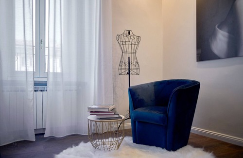 Bergamo House | Relax at SARONA by the Museum with Spa and Breakfast
