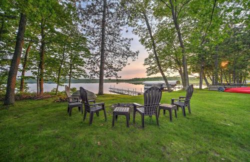 Brill House | Discover Sarona Serenity: Lakeside Retreat with Boat Dock
