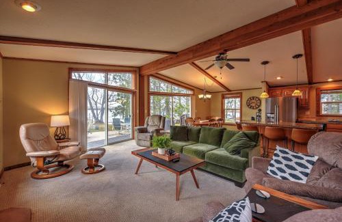 Brill House | Discover Sarona Serenity: Lakeside Retreat with Boat Dock