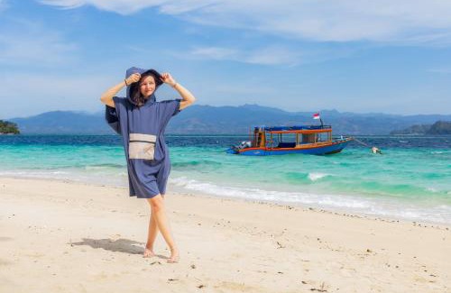 Sulawesi House | Relax at Saronde Island Resort with Private Beach Access