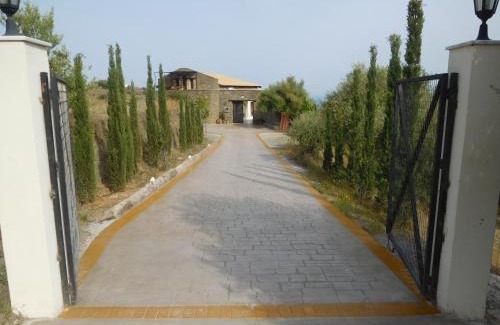 Salamis House | Saronic Citadel