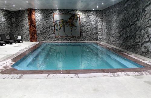 Mudurnu Hotel | Relax at Sarot Thermal Palace with Private Pool & Hot Tub