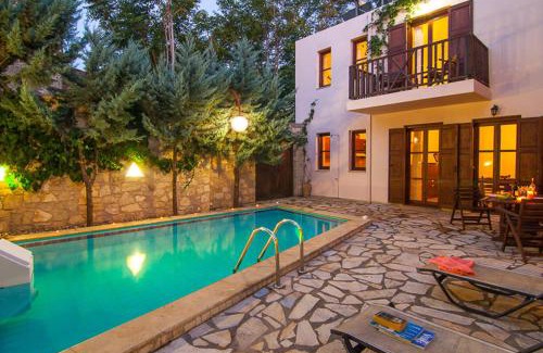 Agios Mamas Villa | Relax at Sarris Villa: Poolside Retreat in the Countryside