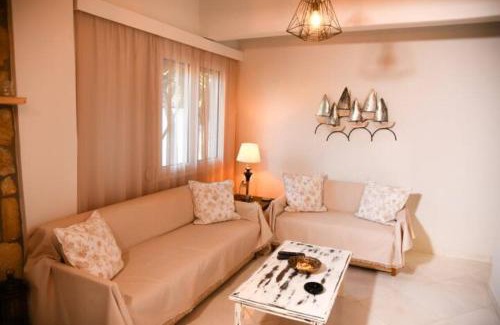 Sarti House | Top-Rated Sarti View House: Pet & Child Friendly Retreat