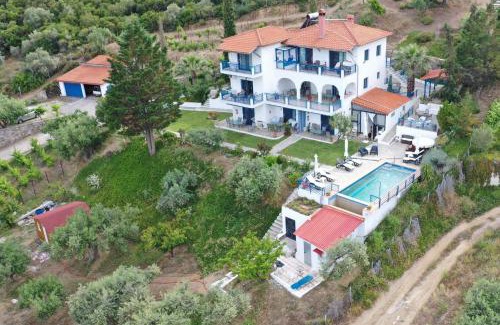 Sarti Bed & Breakfast | Discover Sartivista Bed & Breakfast: Family-Friendly Retreat