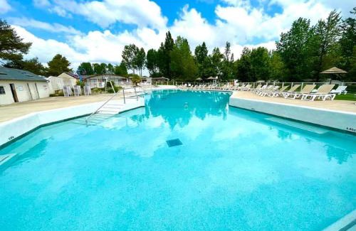 Onzain Other | Discover SAS MHVACANCES: Family-Friendly Mobile Home Retreat