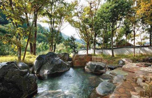 Itoigawa Hotel | Relaxing Sasakura Onsen Ryuunso with Hot Tub & Breakfast