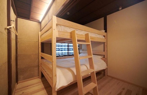 Sasayama Hotel | Cozy Sasayama Jyokamachi Guest House for Family Getaways