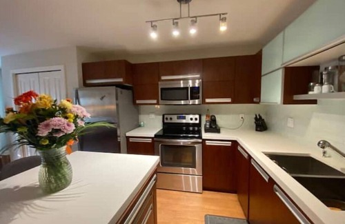 Saskatoon Apartment | Inviting Saskatoon Condo Perfect for Family Getaways