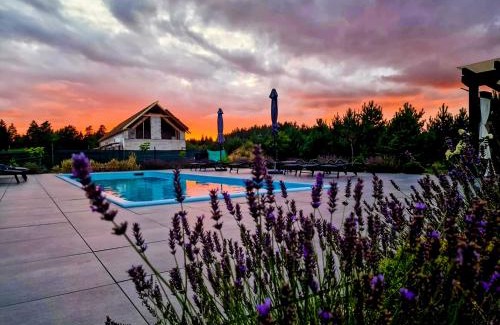 Podmacharce Bed & Breakfast | Relax at Saskia Dwór & Spa with Heated Pool and Ocean View