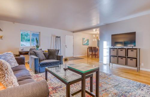 Cedar Hills House | Discover Sasquatch: Family & Pet-Friendly Retreat Awaits