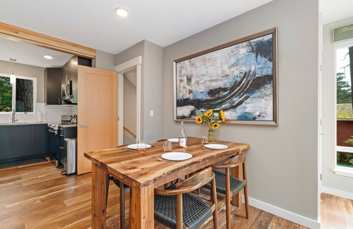 Manzanita House | Sasquatch House MCA#50631 with Hot tub, dogs ok, ping pong, darts, firepit.