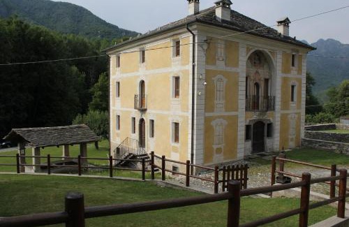 Vocca Apartment | Pet-Friendly Sassiglioni Vacanze with Oceanfront Views