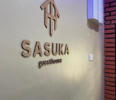 Marang House | Cozy Sasuka Guesthouse with Oceanfront Views for Families