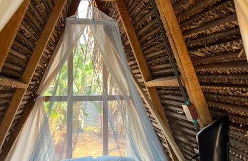 Santa Catalina House | Top-Rated Sasy Tipis: Pet-Friendly with Breakfast Included
