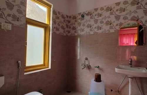 Jispa House | Discover Satdhara Travels and Homes in Jispa Today