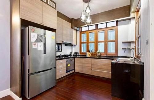 Thung Maha Mek Villa | Relaxing Sathorn Private Pool Villa with Family-Friendly Amenities
