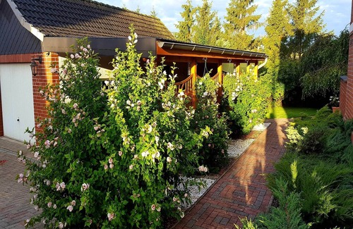 Satow Apartment | Beautiful Apartment Near Kühlungsborn with Garden & Ocean View