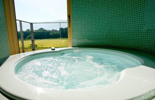 Nanto Hotel | Discover Satoyama No Auberge Maki No Oto with Breakfast