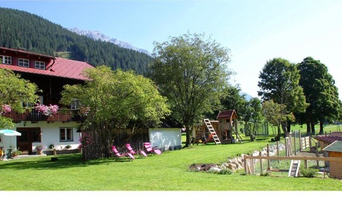 Schildlehen Apartment | Experience Comfort at Sattlehnerhof - 4-Star Retreat