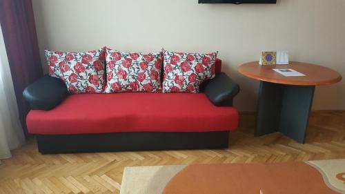 Satu Mare Apartment | Family-Friendly Satu Mare Apartments - Rated 8.8/10 by Guests