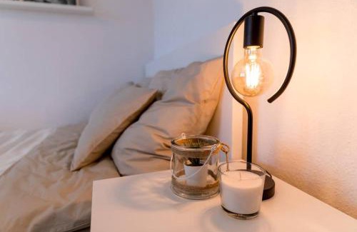 Nordost Apartment | Modern Comfort in Leipzig: Netflix, Wifi & Kitchen Amenities