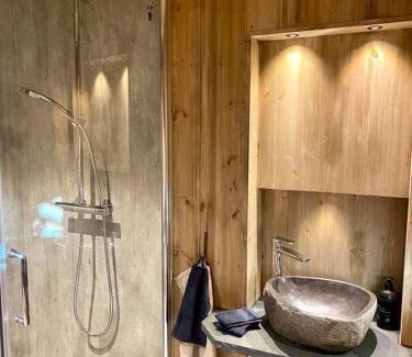 Skjaak House | Discover Sauefjøset: Historic Charm and Family-Friendly Stays