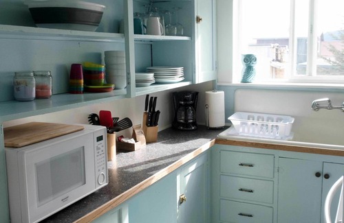 Seward Apartment | Comfortable Sauerdough Lodging with Family-Friendly Amenities