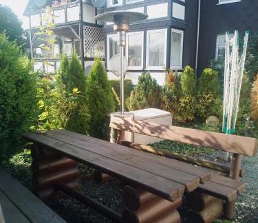 Antfeld House | Family-Friendly Getaway at Sauerland Ferienhaus Retreat