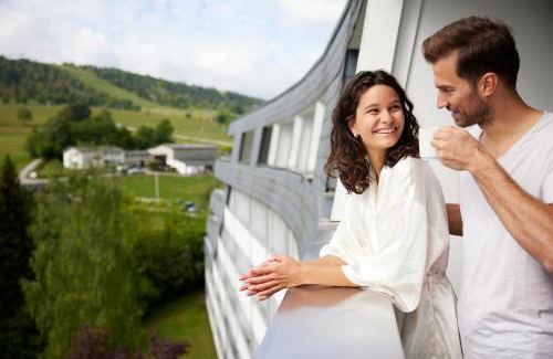 Ortsmitte Hotel | Relax at Sauerland Stern Hotel with Pool and Ocean Views