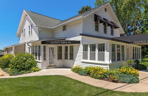 Saugatuck Villa | Saugatuck Harbor House