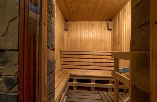 Idena House | Saules sēta: Family-Friendly Hotel with Ocean View and Pool