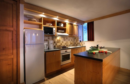 Arc-2000 Condo | Private Sauna & Luxury Apartment Near the Slopes