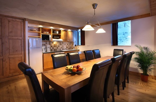 Arc-2000 Condo | Private Sauna & Luxury Apartment Near the Slopes