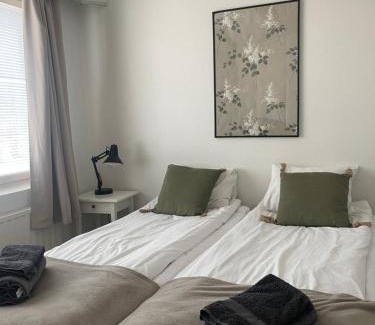 Ylivieska Apartment | Comfortable Saunallinen Kaksio with Family-Friendly Perks