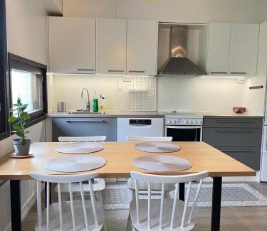Jyvaskyla Apartment | Saunallinen kolmio kahdella autopaikalla