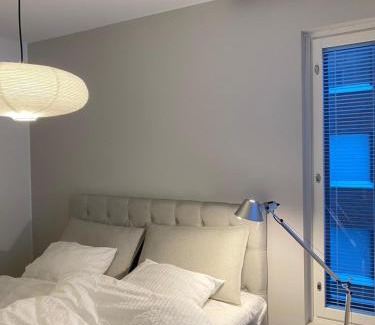 Jyvaskyla Apartment | Saunallinen Lutakon kaksio järvinäkymin