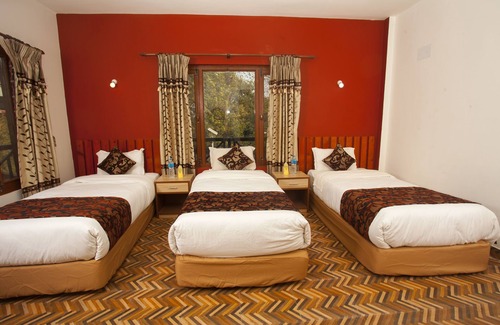Sauraha Bed & Breakfast | Budget-Friendly Getaway at Sauraha Holiday Home