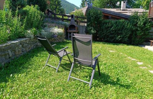 Sauze d'Oulx Apartment | Discover Sauze d'Oulx: Pet-Friendly Retreat with WiFi