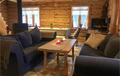 Tynset House | Discover Savalen Hestesenter: Family & Pet Friendly Retreat