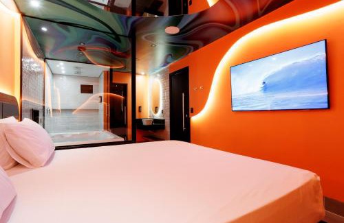 Goiania Hotel | Cozy Savanas Motel: Enjoy Breakfast & Relax in the Hot Tub