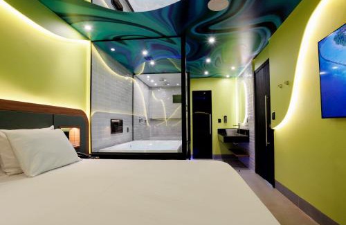 Goiania Hotel | Cozy Savanas Motel: Enjoy Breakfast & Relax in the Hot Tub