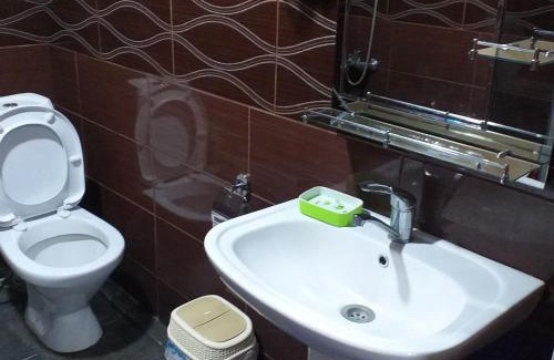 Salkhino House | Discover Savanna House Jvari: Pet-Friendly & Family Approved