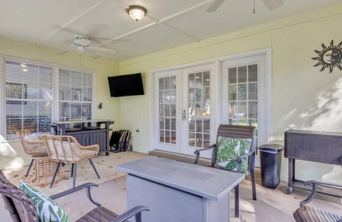 Savannah House | Family-Friendly Savannah 5BR with Pool, Jacuzzi & Firepit