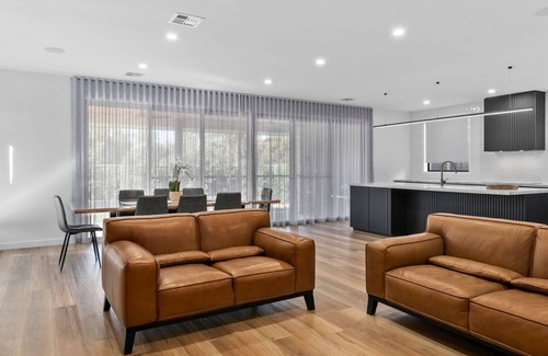 Fingal House | Ideal Savannah Hotel Near Black Bull Golf Course for Families
