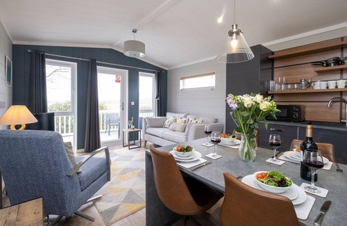 Leiston Apartment | Discover Savannah Lodge - Cozy Retreat for 4 Guests