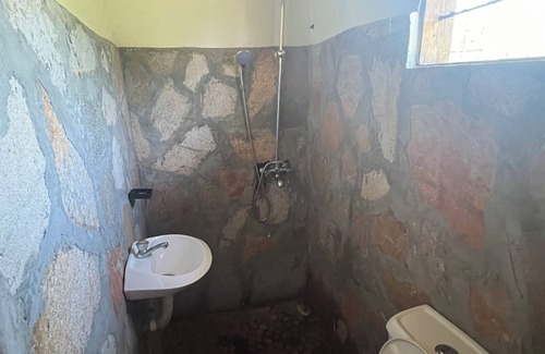 Paraa Cabin | savannah murchison lodge