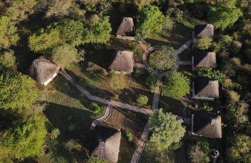 Paraa Cabin | savannah murchison lodge