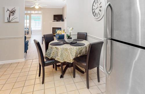 Vaught Apartment | Family-Friendly Savannah Shores 7 with Pool Access